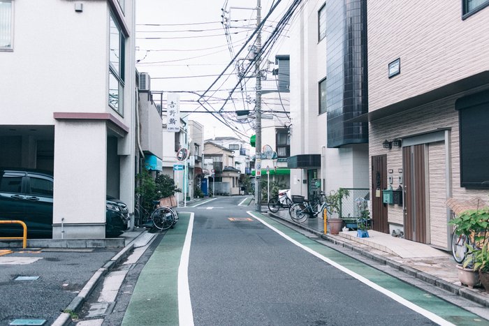 Shadows on the Alley